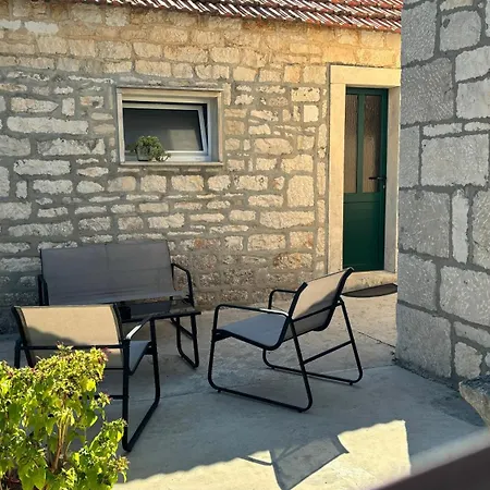 House Misetic Feriehus Selca (Brac)